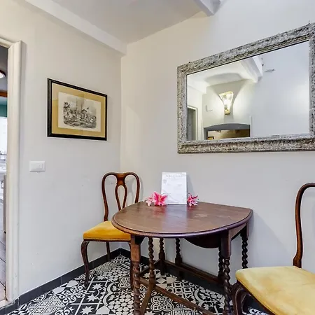 Vivilo Collection - Spanish Steps Macelli With Private Terrace Daire